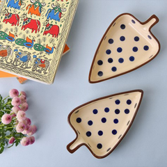 Dotted Bloom Leaf Plates