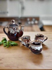 The Oriental Crimson Tea Set