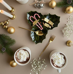 The Evergreen Mistletoe Platter
