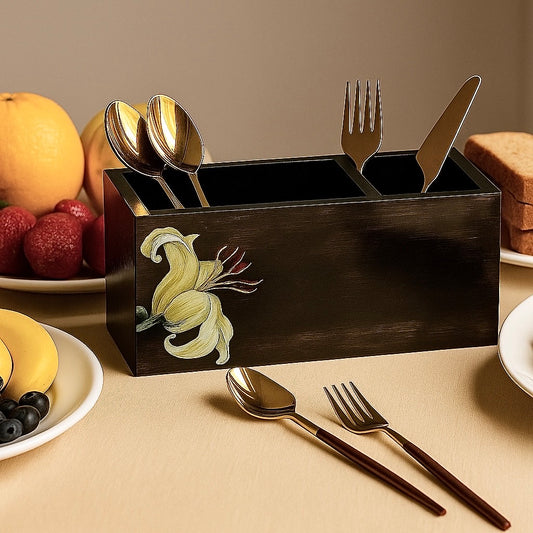 The Lily Bloom Cutlery Caddy