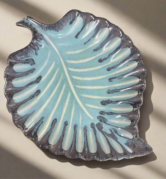 The Aqua Leaf Platter