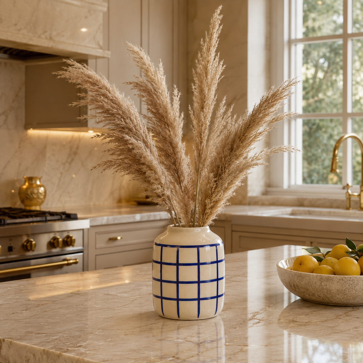 The Vista Check Vase