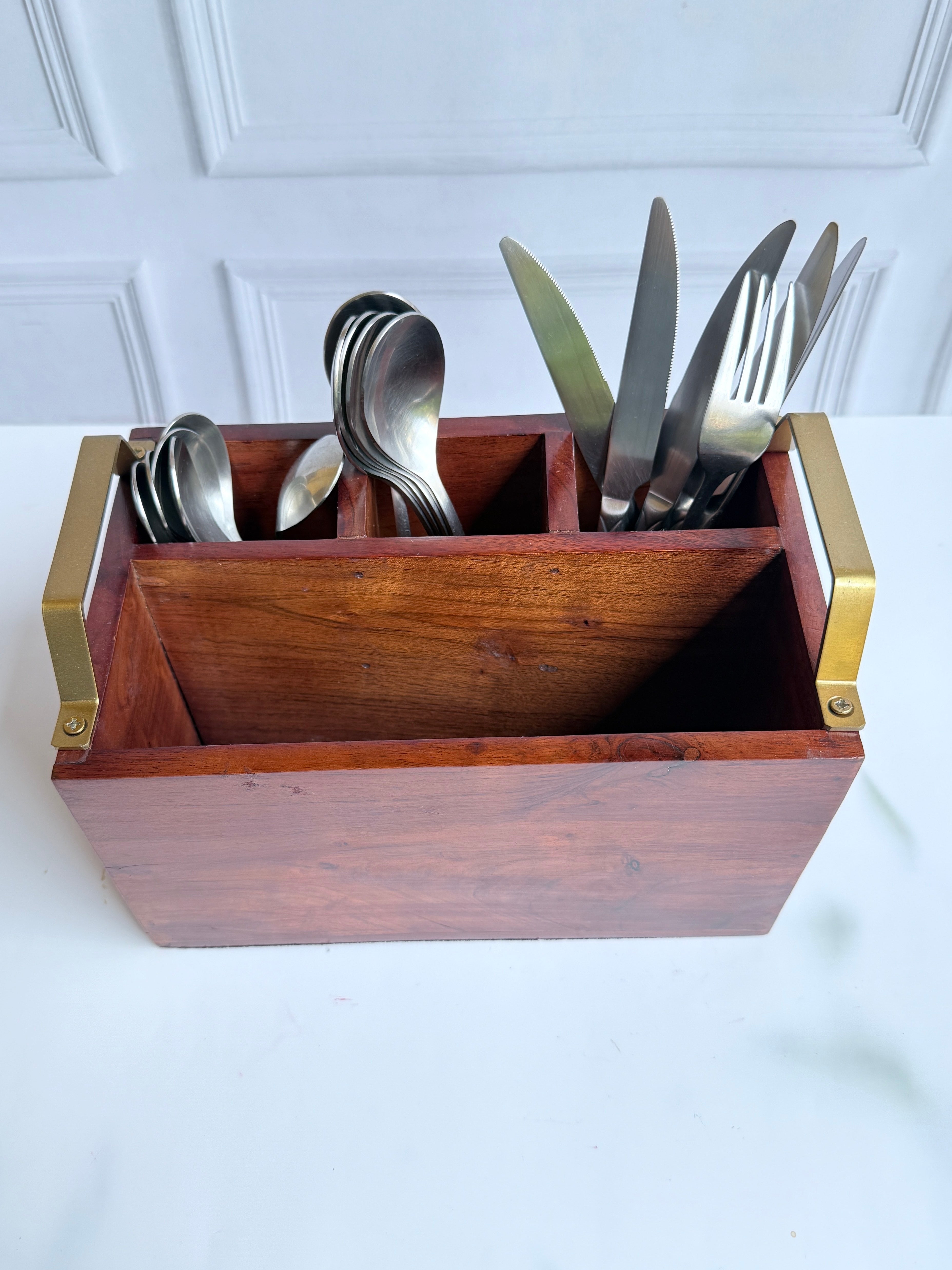 The Heritage Cutlery Caddy