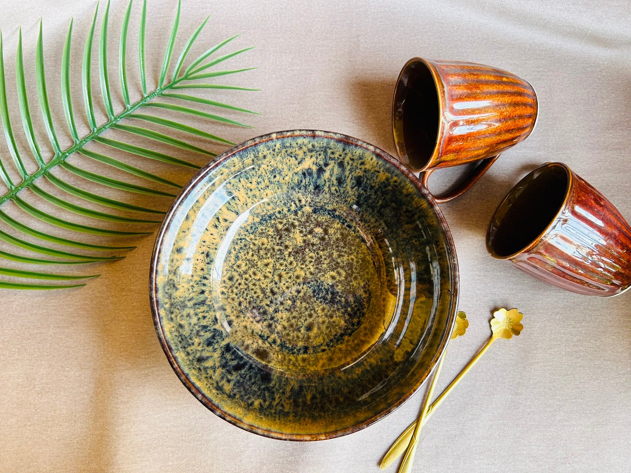 Brown Mugs & Bowl Set